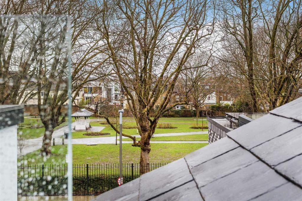 Апартаменти Luxurious Hidden Gem In Wandsworth Лондон Екстер'єр фото